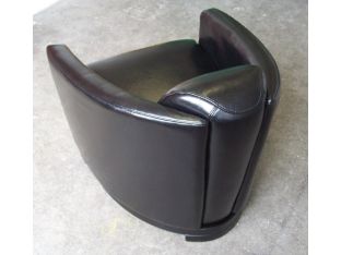 Black Leather Tapered Back Lounge Chair